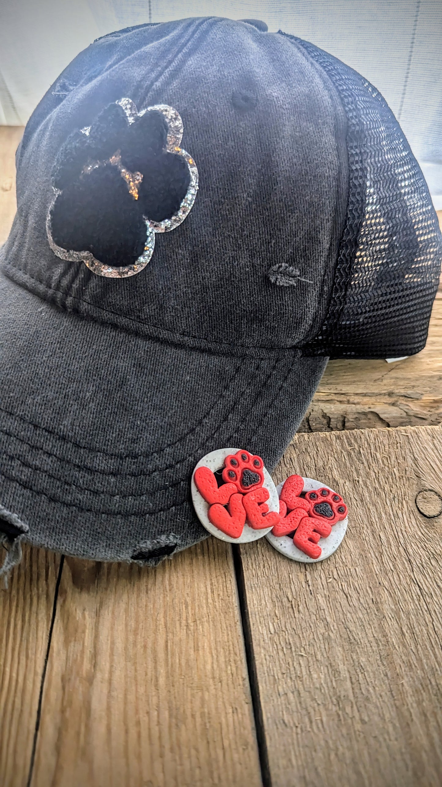 Set: Grey distressed mesh back pawprint hat and love pawprint stud earrings