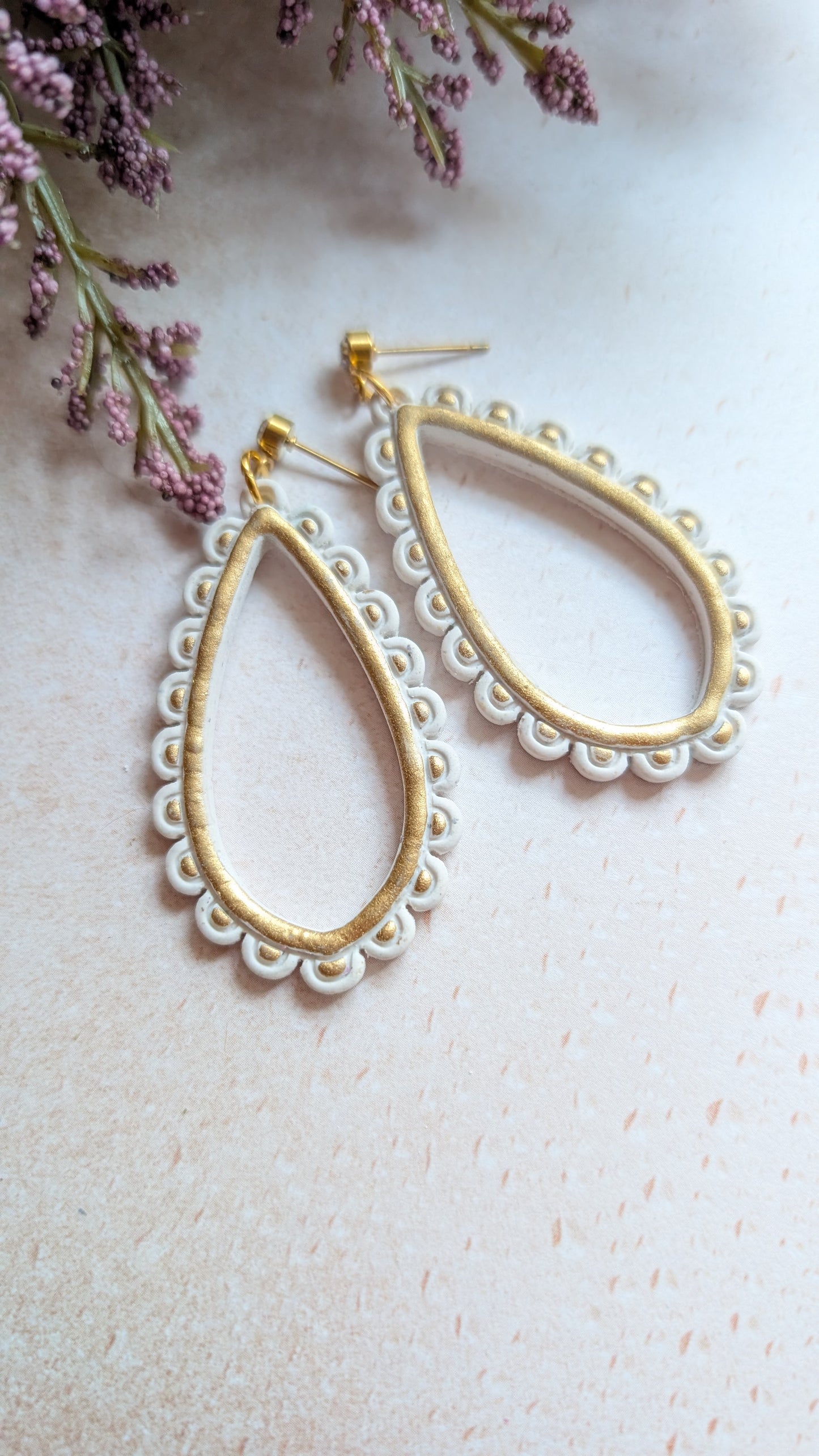 Gold-Lined Scalloped Dangles / Solid Color / Boho / Preppy / Lightweight Polymer earrings