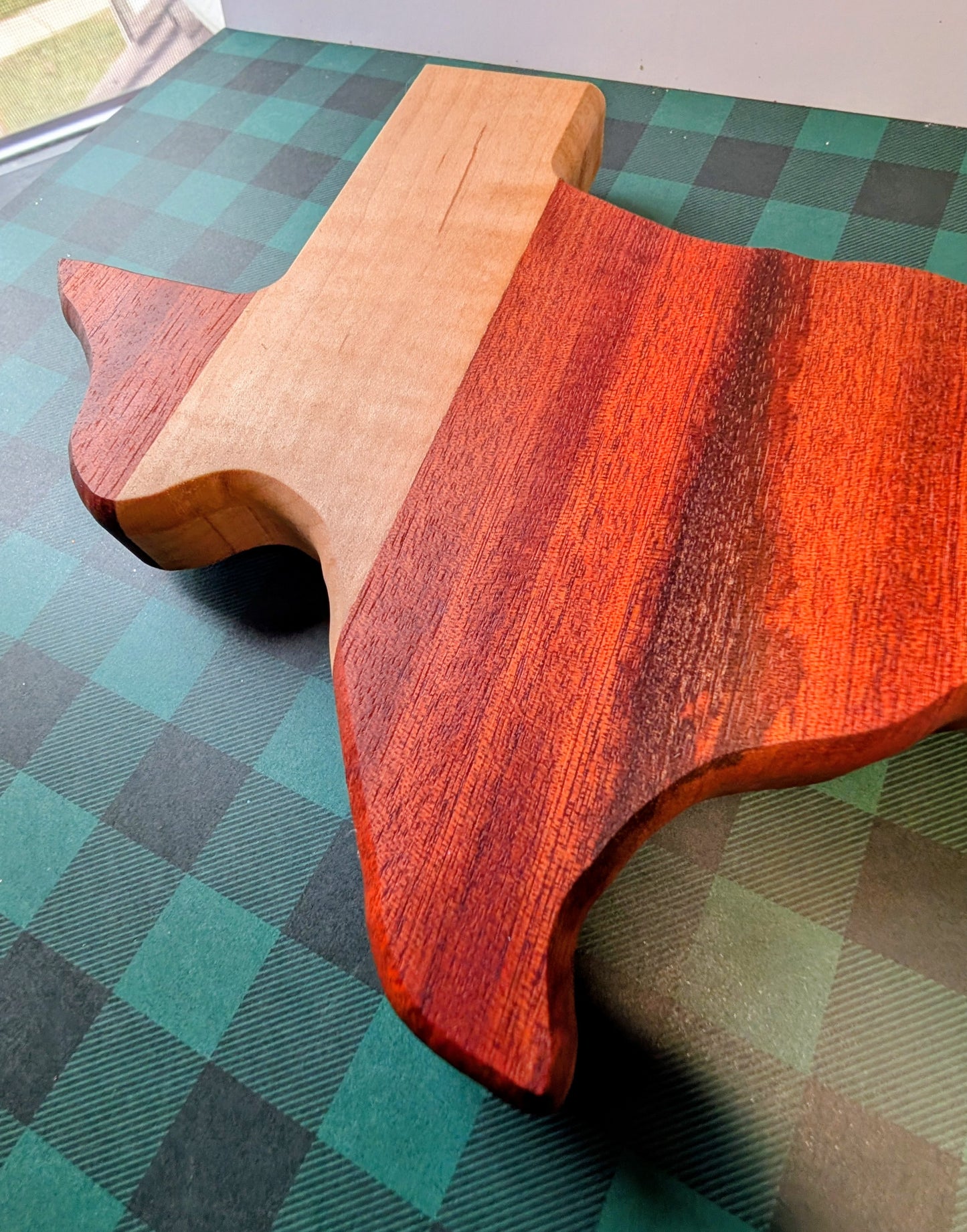 8" Texas Cutting board and earrings gift set